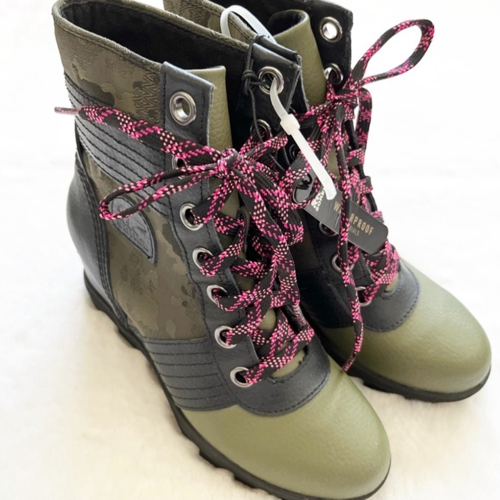 SOREL NWT Lexie Wedge Camo Winter Snow Lace Up Boots Youth Girls Size 3 - Picture 7 of 7